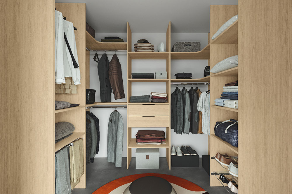 Comment aménager l’intérieur d’un dressing ?